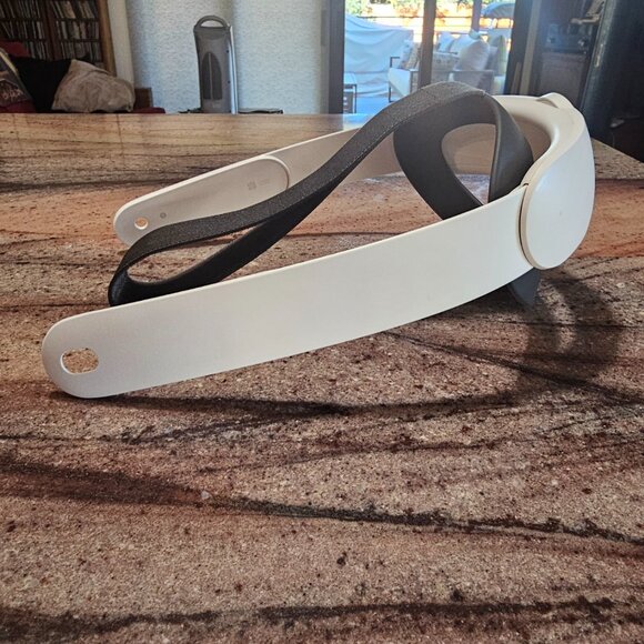 Meta Quest Elite Strap for the Meta Quest 3/3S - Picture 4 of 5